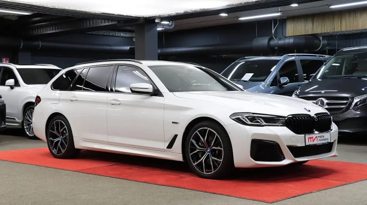 BMW 530 preview