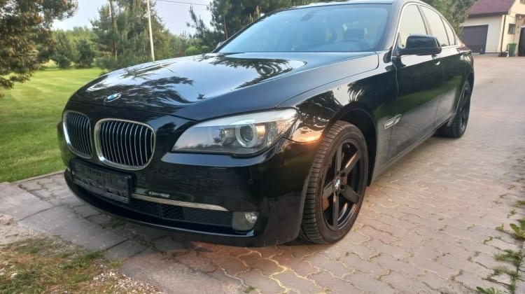 BMW 730
