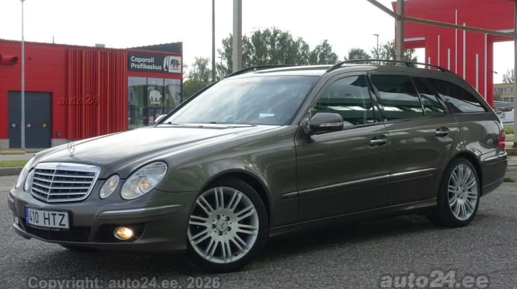 Mercedes-Benz E 220