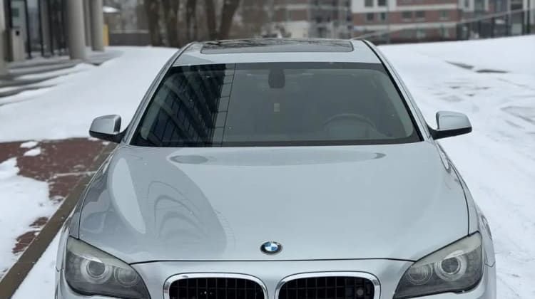 BMW 730