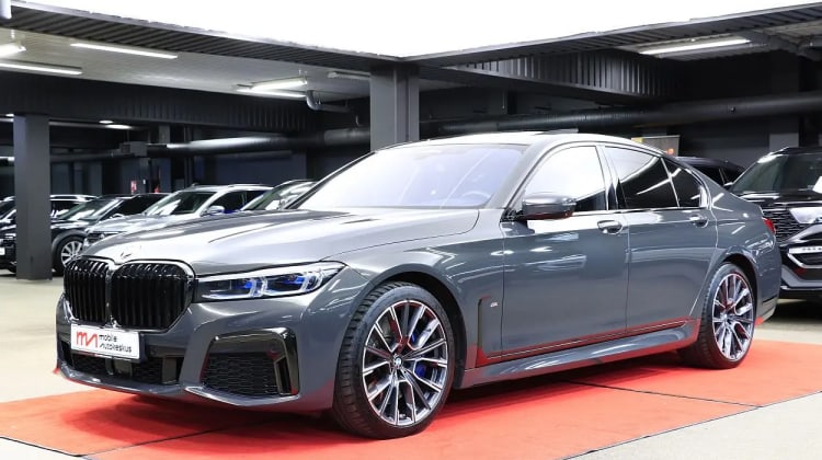 BMW 750