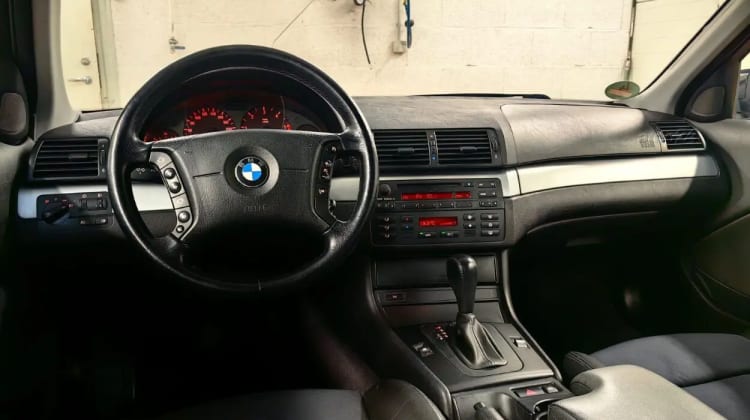 BMW 320