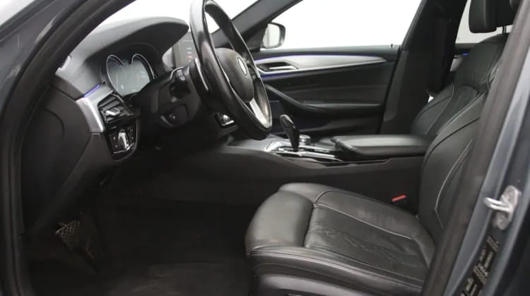 BMW 530