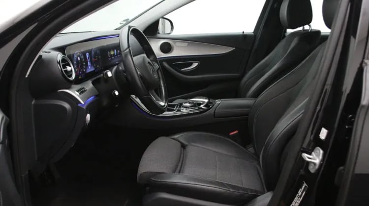 Mercedes-Benz E 220