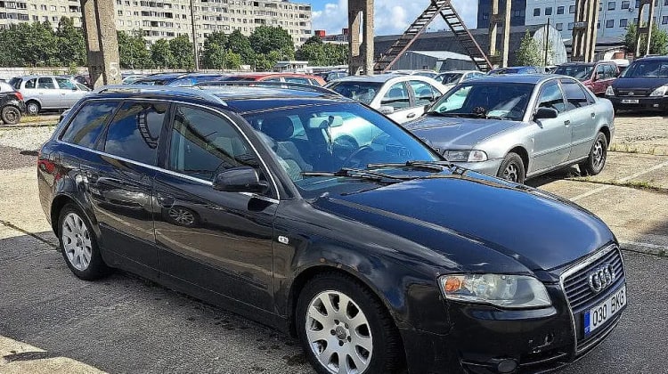 Audi A4 preview