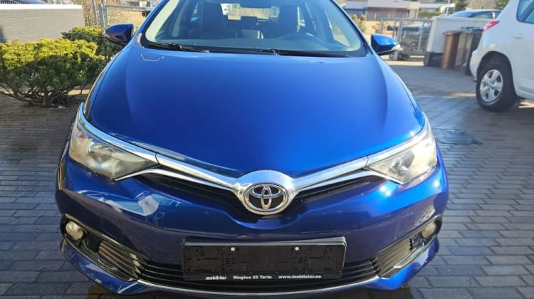 Toyota Auris Touring Sports