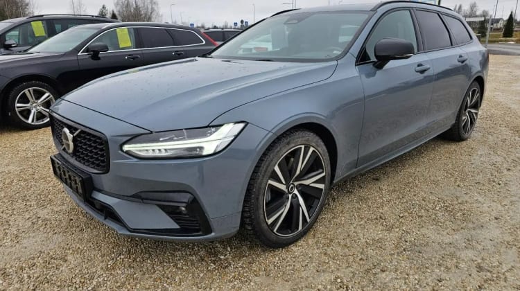 Volvo V90 Cross Country