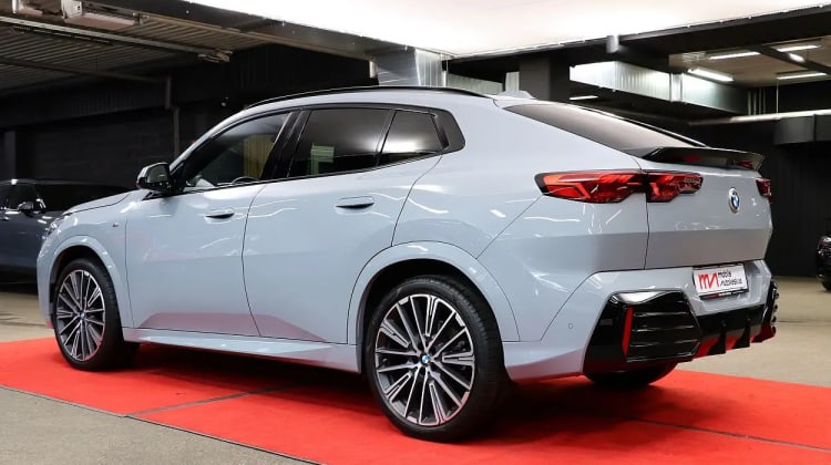 BMW X2