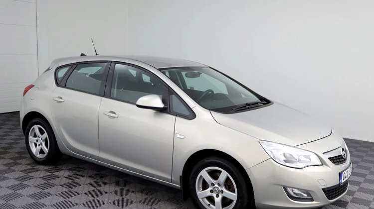 Opel Astra preview