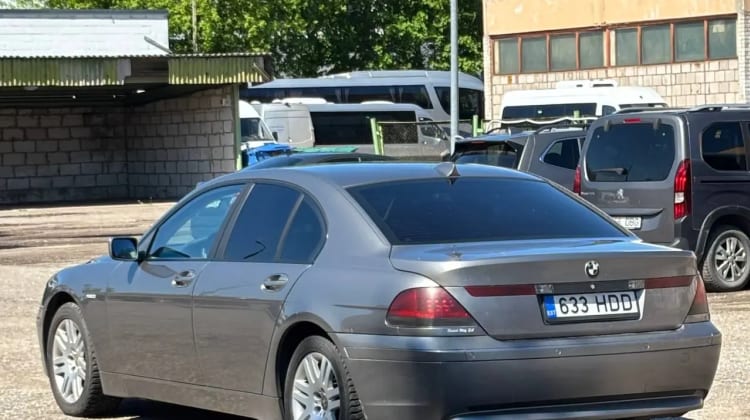 BMW 730