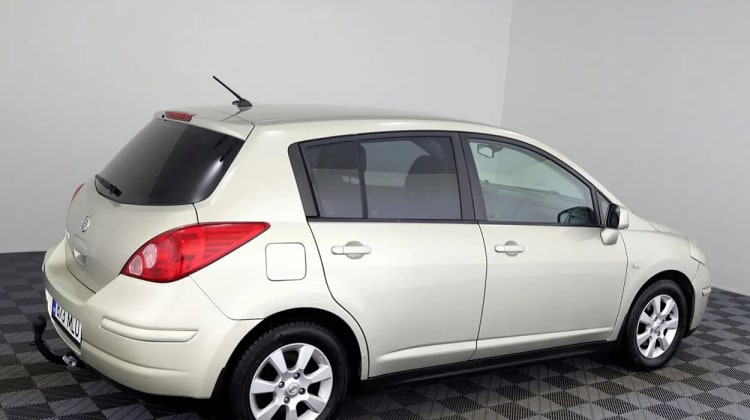 Nissan Tiida