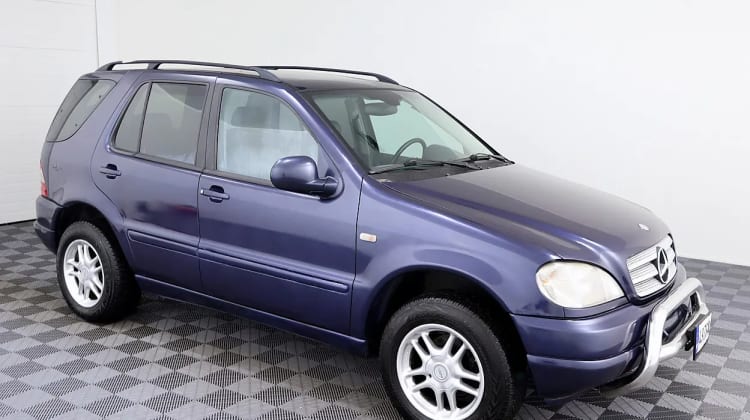 Mercedes-Benz ML 320 preview