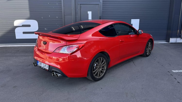 Hyundai Genesis