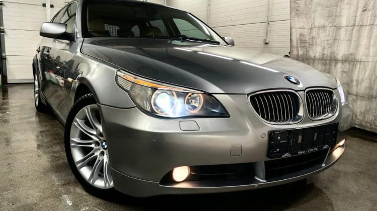 BMW 525