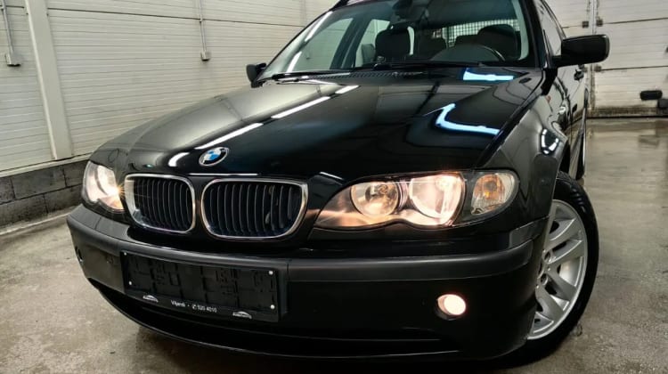 BMW 320
