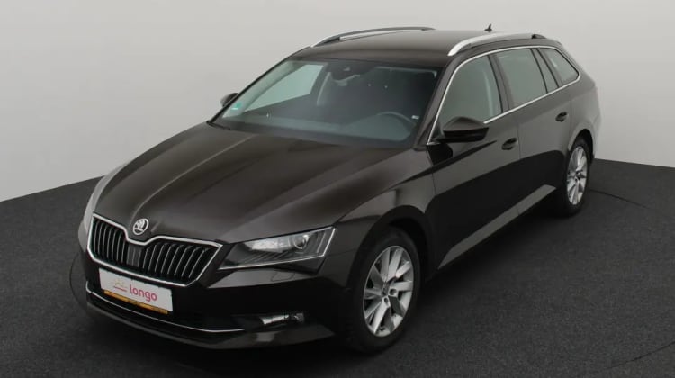 Skoda Superb preview