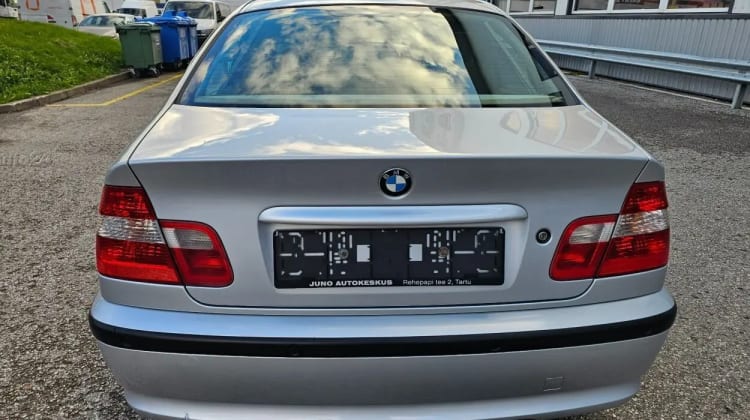 BMW 325