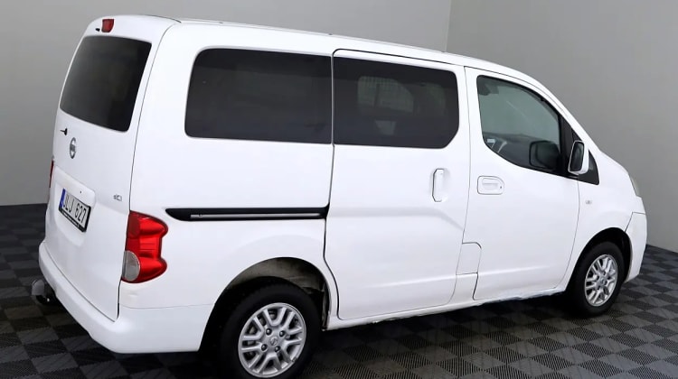 Nissan NV200