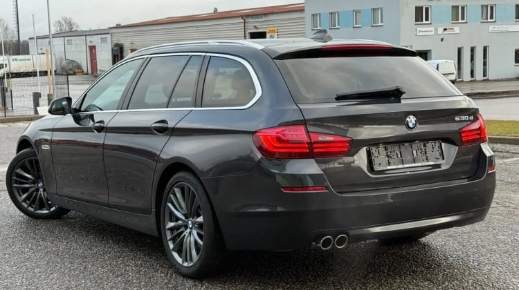 BMW 530