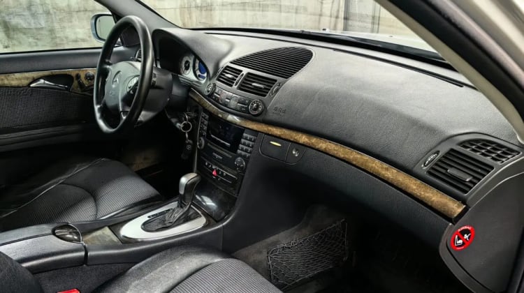 Mercedes-Benz E 270
