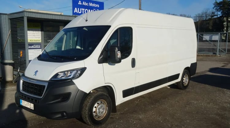 Peugeot Boxer preview
