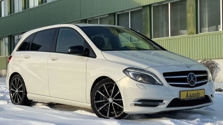 Mercedes-Benz B 200