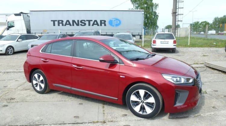 Hyundai IONIQ
