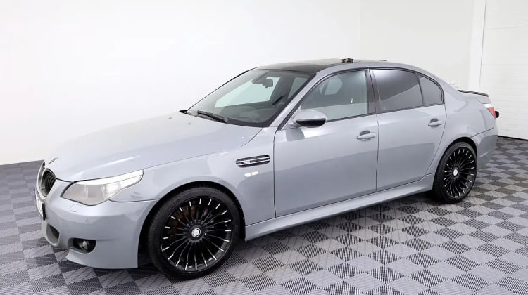 BMW 530