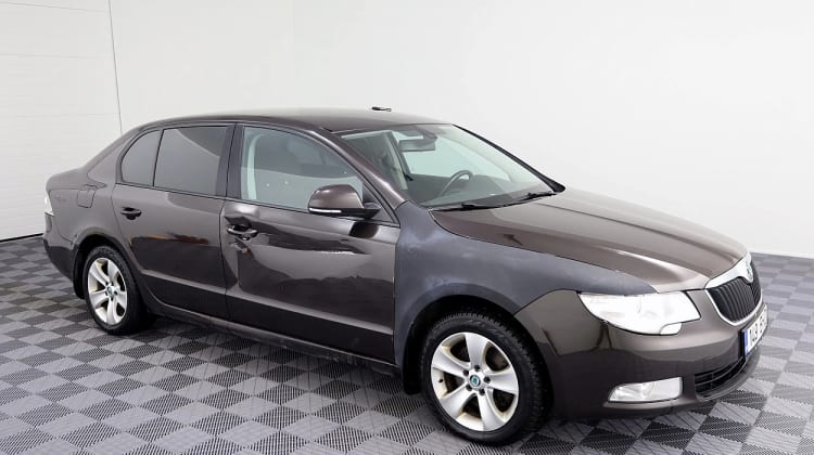 Skoda Superb preview