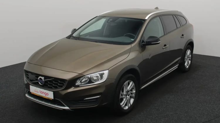 Volvo V60 Cross Country preview