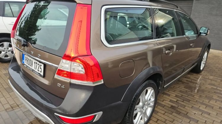 Volvo XC70