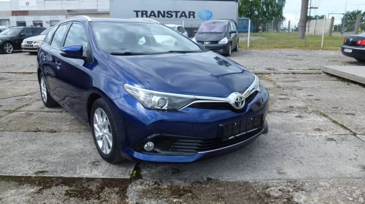 Toyota Auris Touring Sports