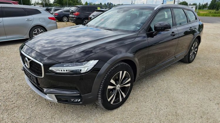 Volvo V90 Cross Country