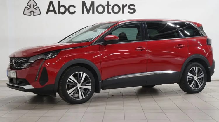 Peugeot 5008 preview