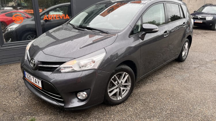 Toyota Verso