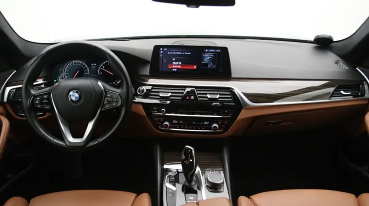 BMW 530