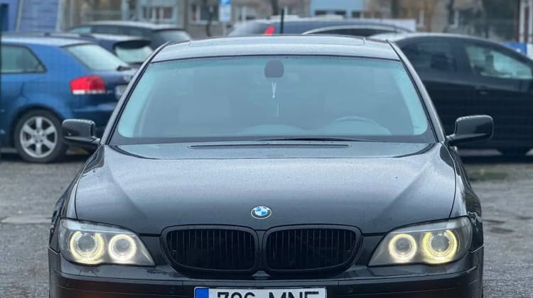 BMW 730