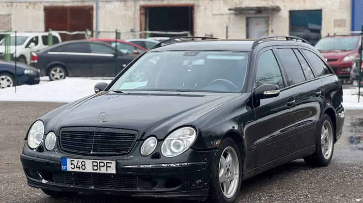 Mercedes-Benz E 220