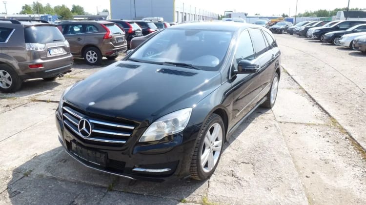 Mercedes-Benz R 350 preview