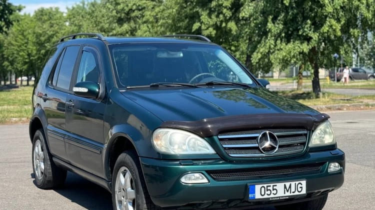 Mercedes-Benz ML 400