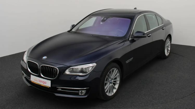 BMW 730 preview