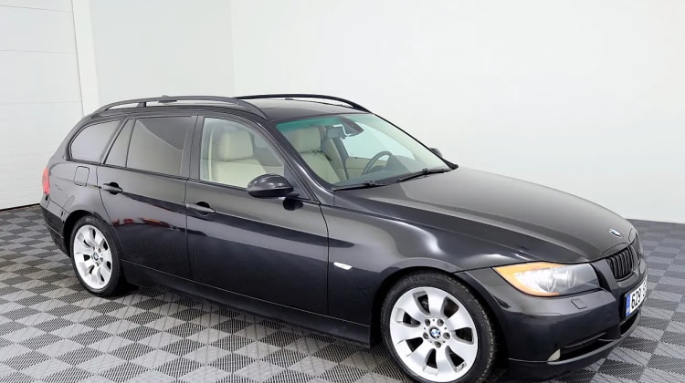 BMW 325