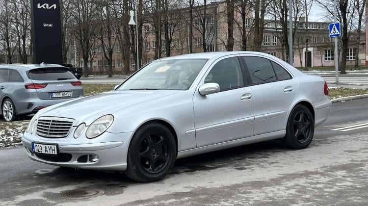 Mercedes-Benz E 200 preview