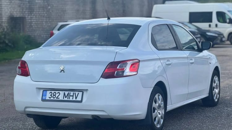 Peugeot 301