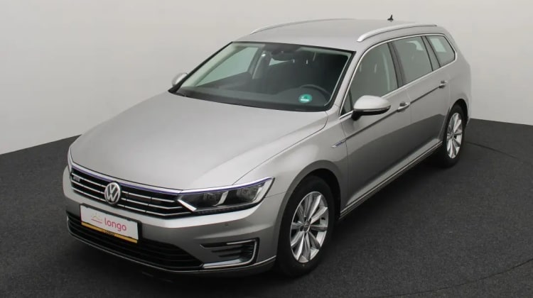 Volkswagen Passat preview