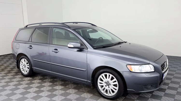 Volvo V50