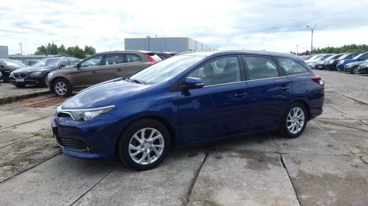 Toyota Auris Touring Sports preview