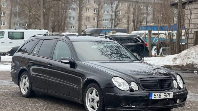 Mercedes-Benz E 220