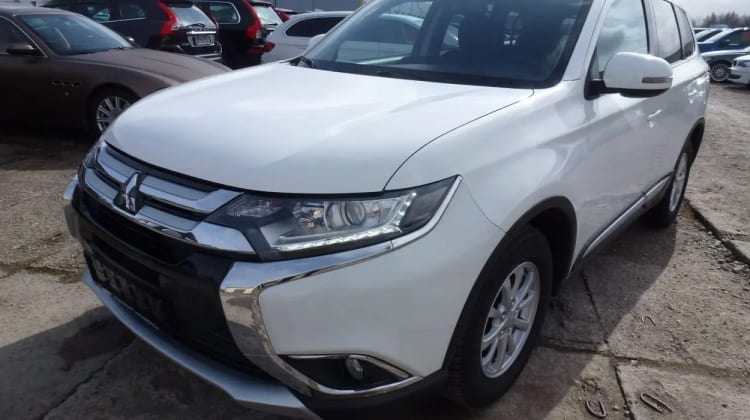 Mitsubishi Outlander preview