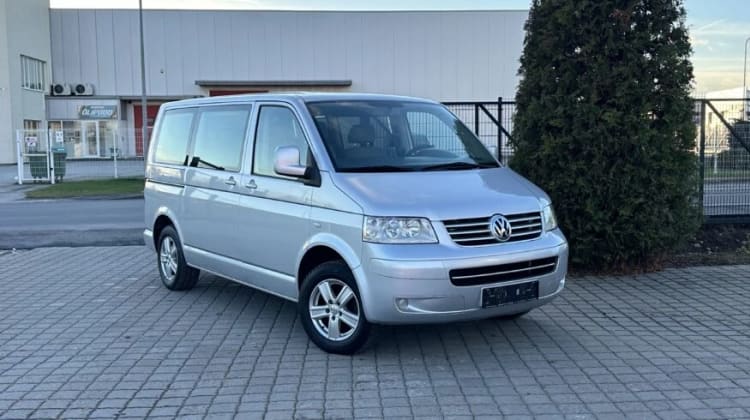 Volkswagen Caravelle preview